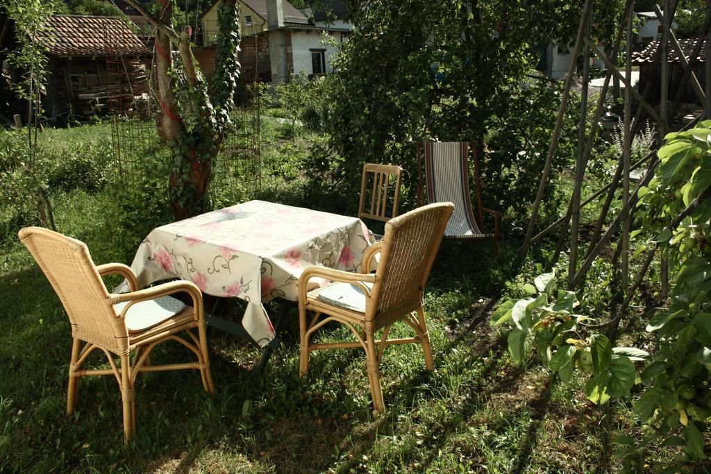 Appartement Café Landart im Thüringer Finistère à Plaue  Chambre photo
