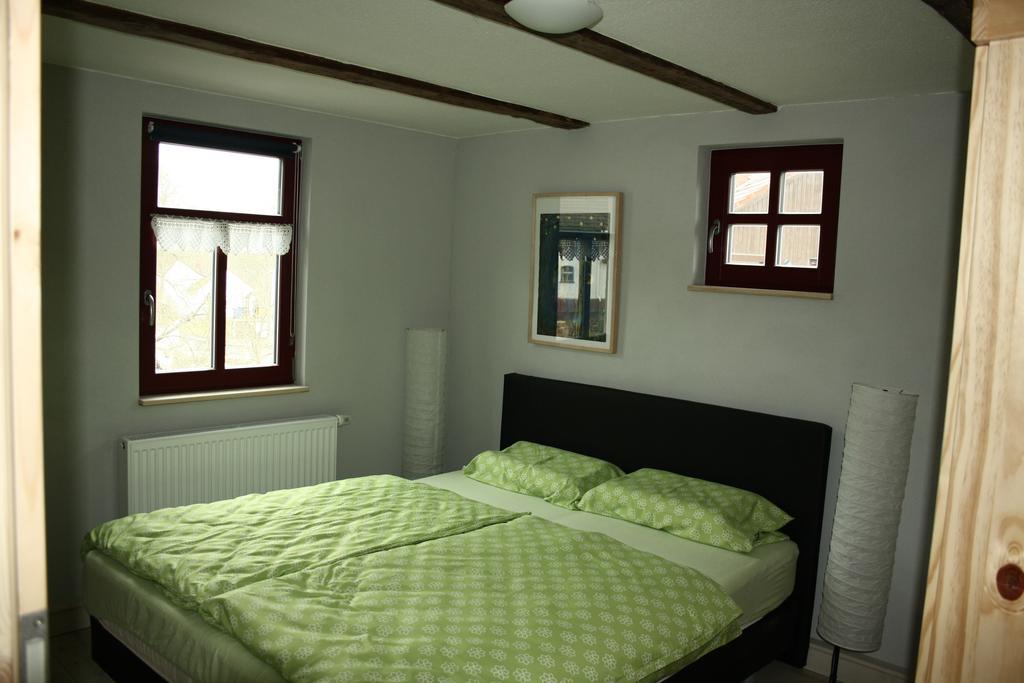 Appartement Café Landart im Thüringer Finistère à Plaue  Chambre photo