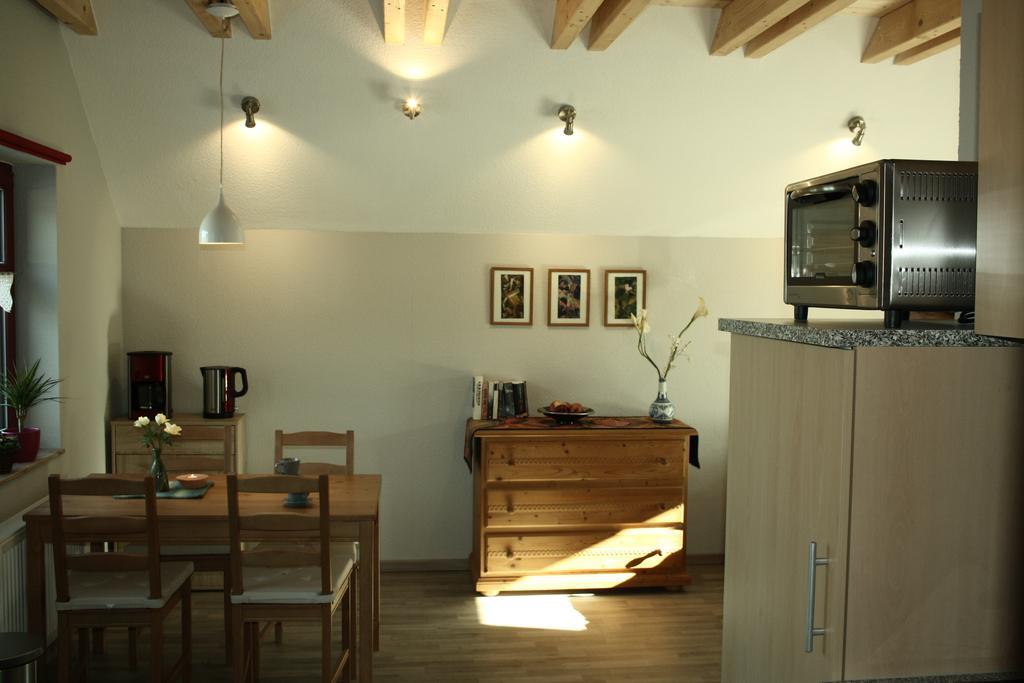 Appartement Café Landart im Thüringer Finistère à Plaue  Chambre photo